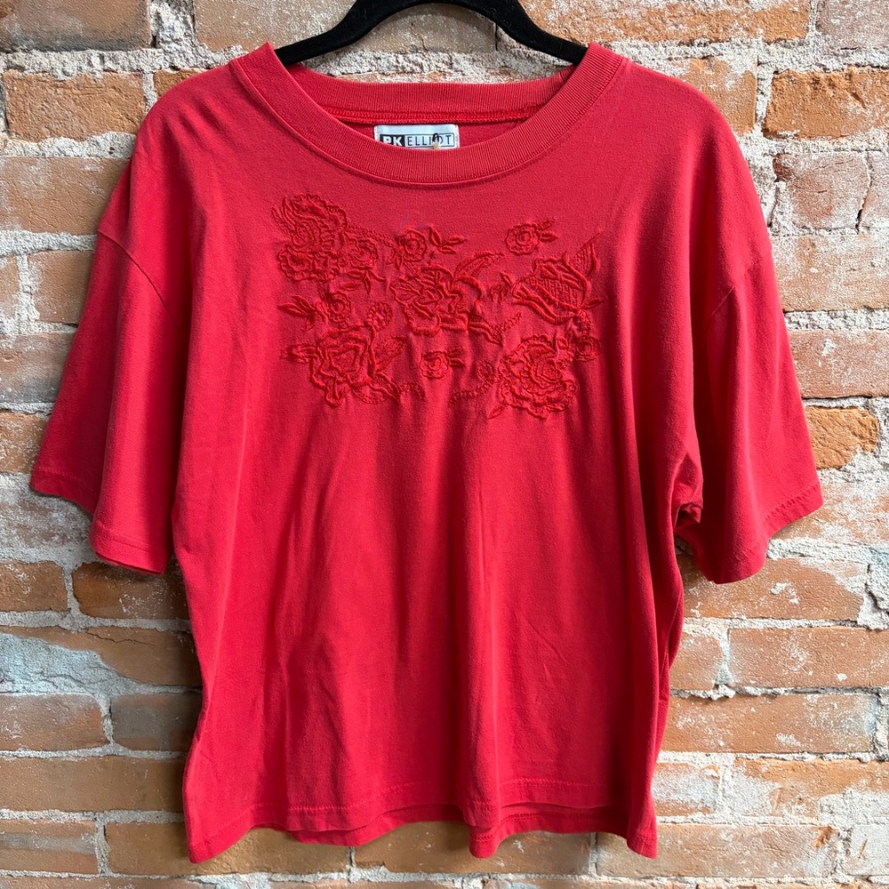 Vintage PK Elliot Red Embroidered Floral T-Shirt Women’s Large